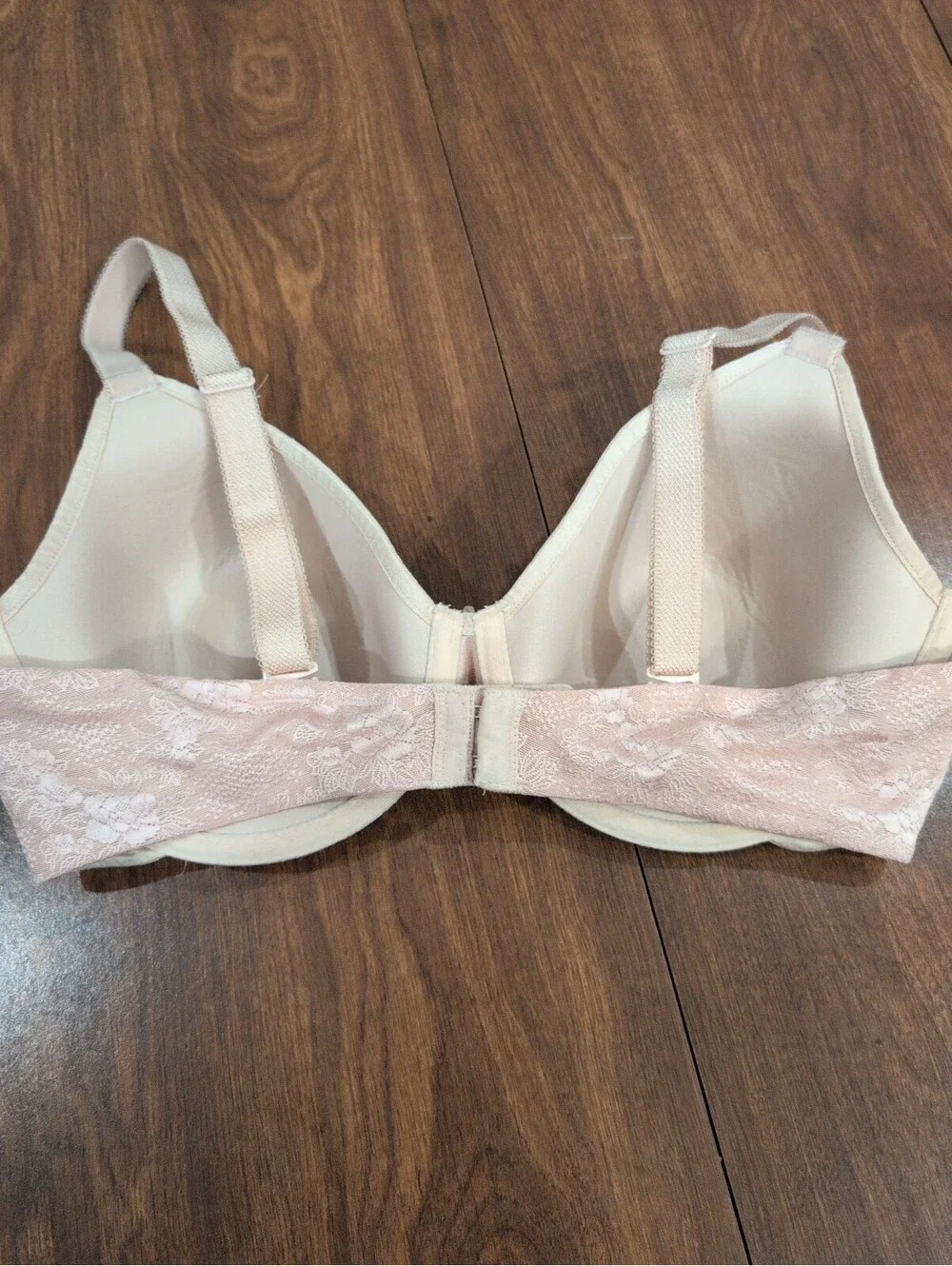 36D Shiny Beige Floral Lined WACOAL Clear & Classic Contour Bra #853244 Lace